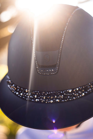 Samshield 2.0 Casque d'équitation Miss Shield Shadowmatt Black Matt 300 cristaux Glacier Noir